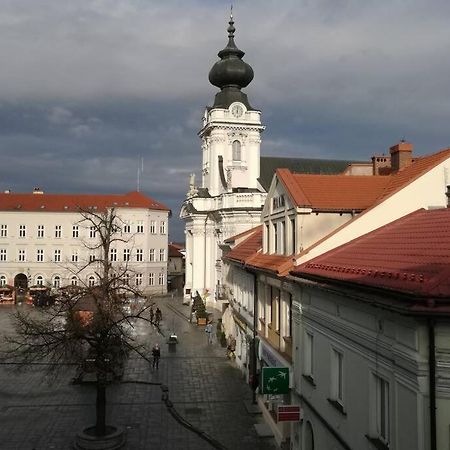 Apartament Barbara - Przy Rynku Wadowice Extérieur photo